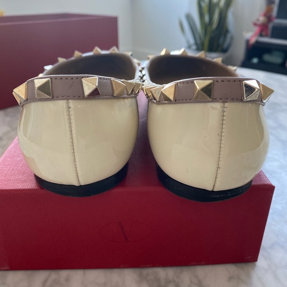 Valentino Rockstud Flats - Picture 5 of 7